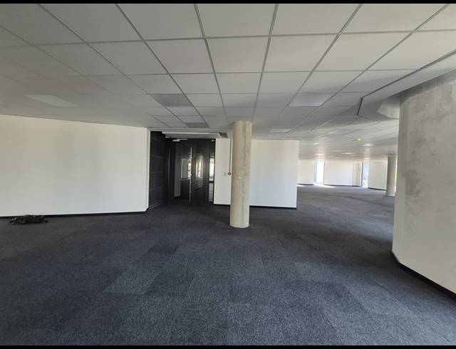 734M² OFFICE TO LET IN SANDTON CENTRAL